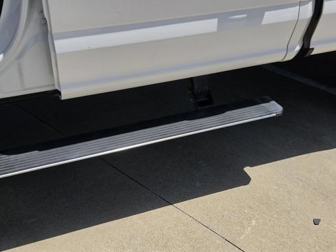 Used 2022 Ford F250 Platinum AWD/4WD image 14