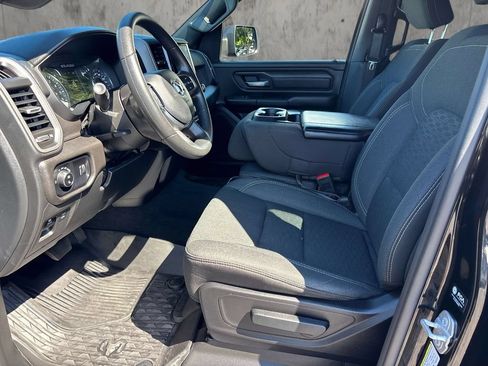 Used 2025 RAM 1500 Tradesman w/ Night Edition AWD/4WD image 11