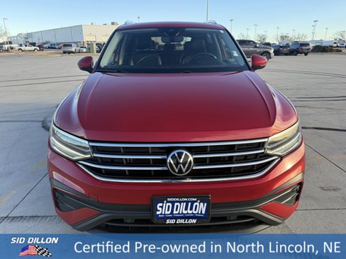 Used 2022 Volkswagen Tiguan SE image 4