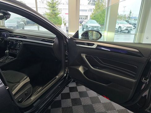 Used 2023 Volkswagen Arteon SEL image 41