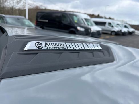 Used 2024 Chevrolet Silverado 3500 LT w/ Z71 Sport Edition image 16