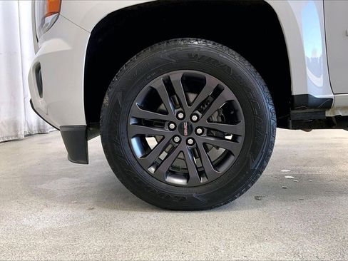 Used 2019 GMC Canyon SLE w/ Elevation Edition image 7