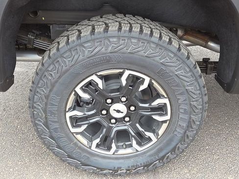 New 2026 Chevrolet Silverado 1500 ZR2 AWD/4WD image 6
