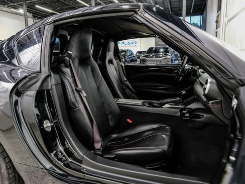 Used 2018 MAZDA MX-5 Miata RF Grand Touring RWD image 43