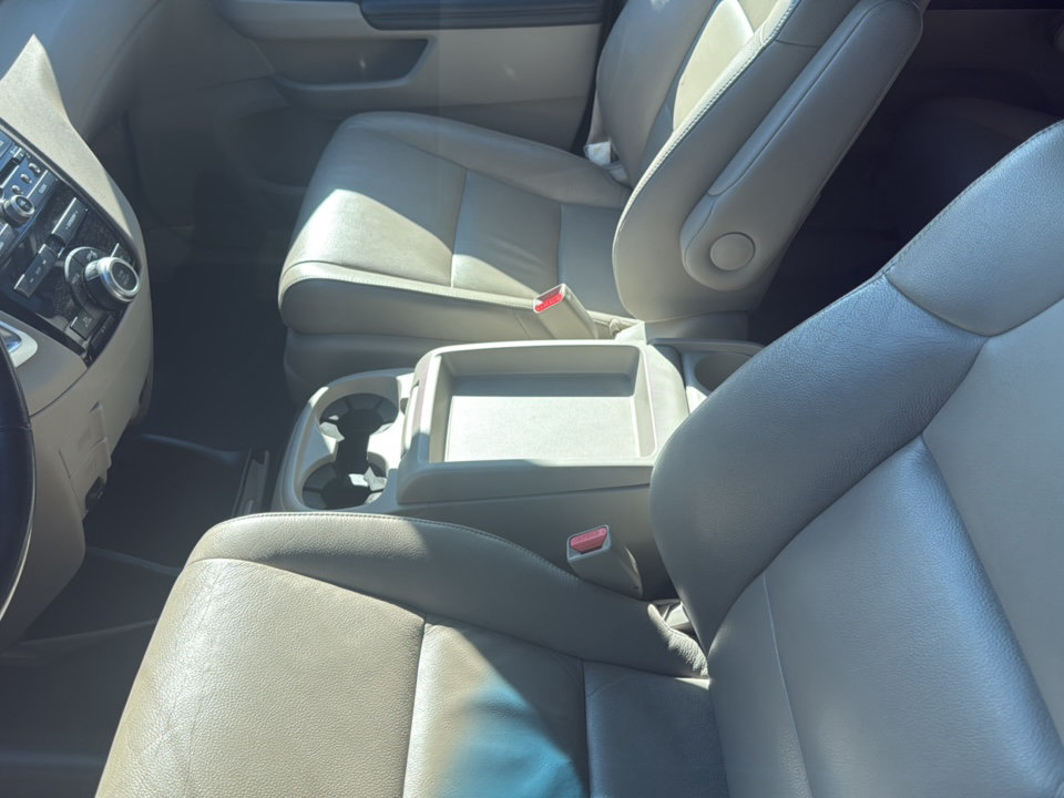 Used 2011 Honda Odyssey EX-L image 2