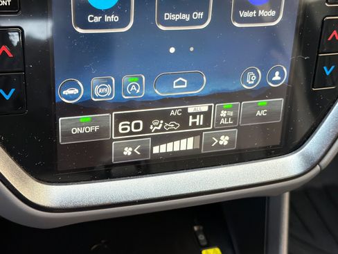 Used 2025 Subaru Crosstrek 2.5i Limited w/ Crosstrek Mirror Package image 20