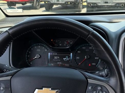 Used 2018 Chevrolet Colorado Z71 AWD/4WD image 8