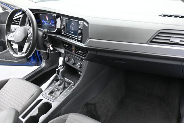Used 2024 Volkswagen Jetta S FWD image 32