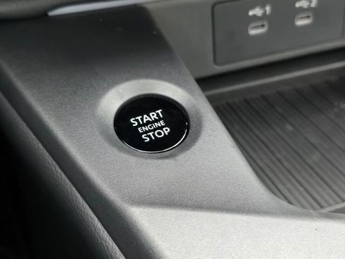 New 2026 Nissan Sentra SR image 29