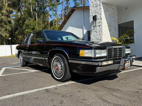 Used 1991 Cadillac De Ville Coupe image 15