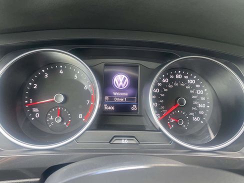 Used 2019 Volkswagen Tiguan SE w/ 3rd Row Seat Package AWD/4WD image 17