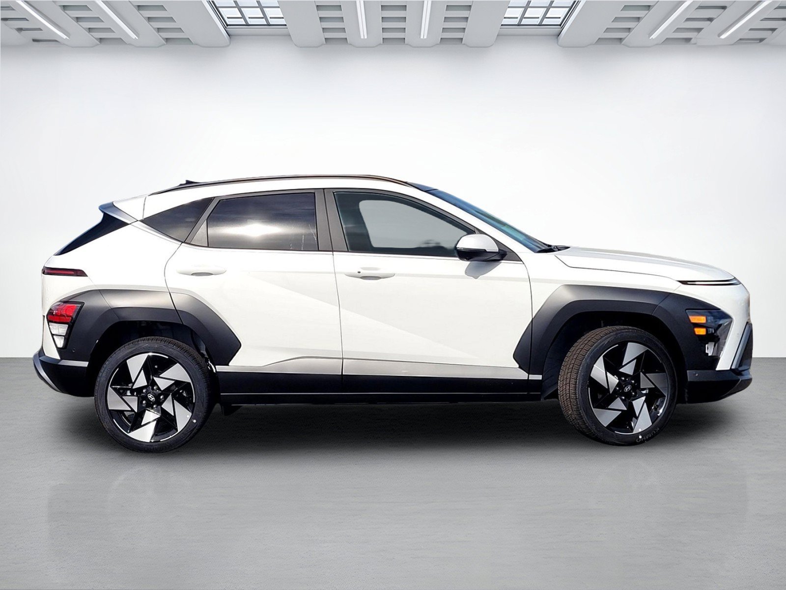 New 2026 Hyundai Kona Limited AWD/4WD image 3