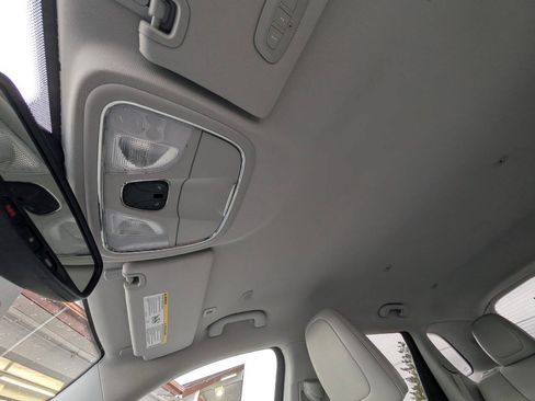 Used 2019 Jeep Cherokee Limited w/ Trailer Tow Group AWD/4WD image 34
