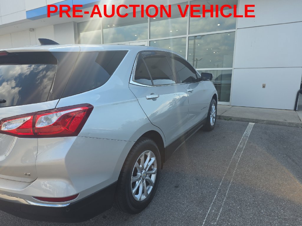 Used 2019 Chevrolet Equinox LT w/ Driver Convenience Package FWD image 9