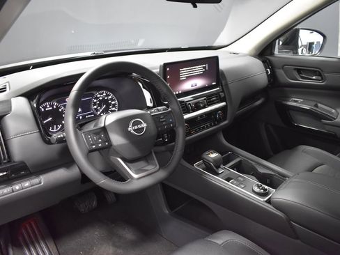 New 2026 Nissan Pathfinder SV AWD/4WD image 4