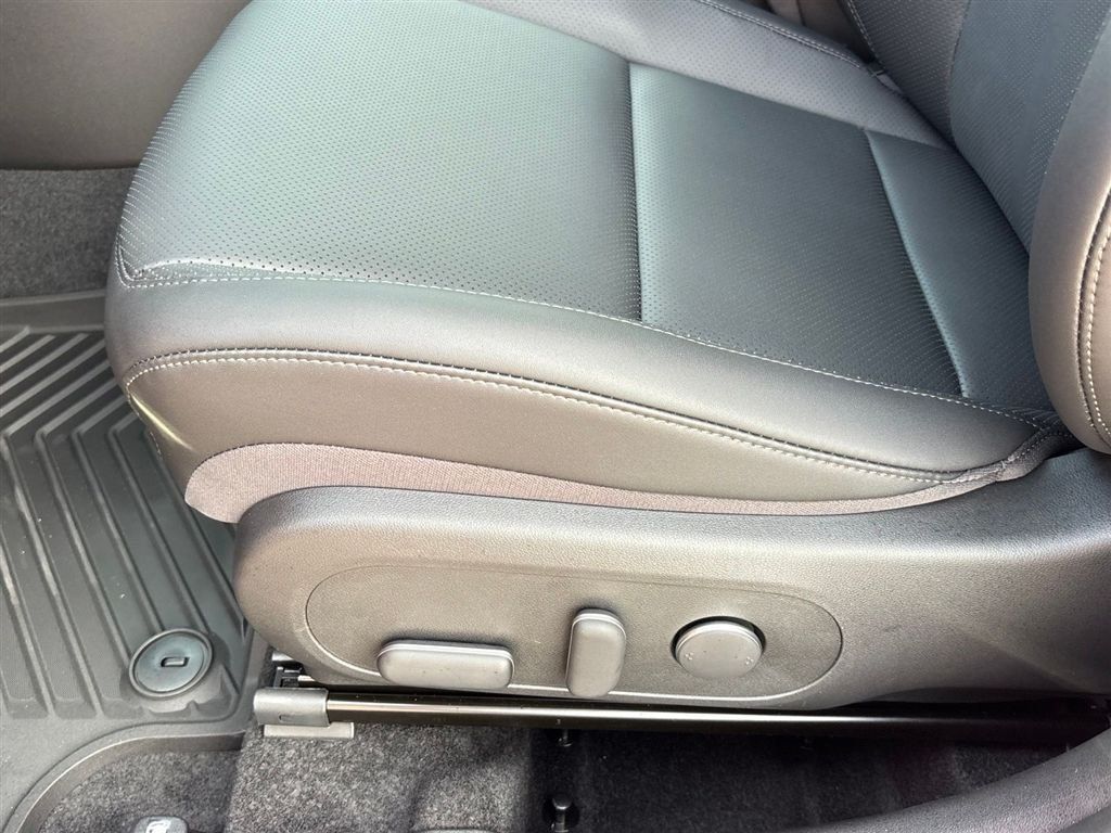 New 2026 Hyundai Kona Limited FWD image 14