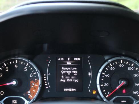 Used 2016 Jeep Renegade 75th Anniversary AWD/4WD image 28