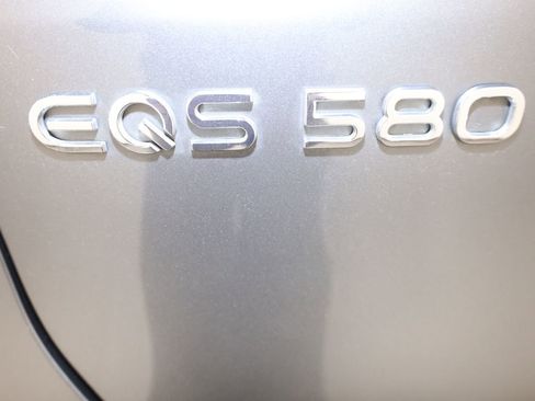 Used 2023 Mercedes-Benz EQS 580 4MATIC SUV w/ Exclusive Trim Package image 61
