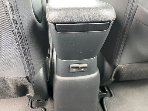 Used 2020 Nissan Kicks SV FWD image 24