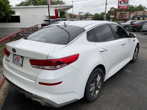 Used 2020 Kia Optima LX FWD image 5