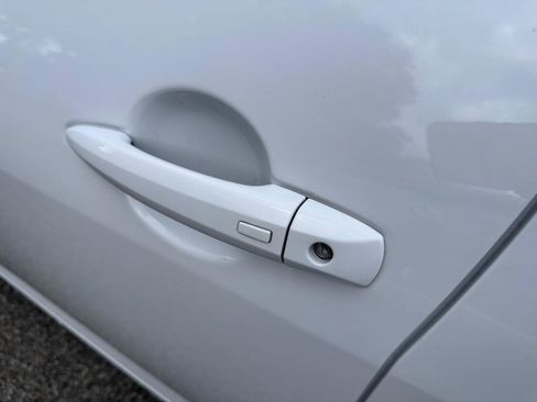 Used 2023 Nissan Sentra SV FWD image 8