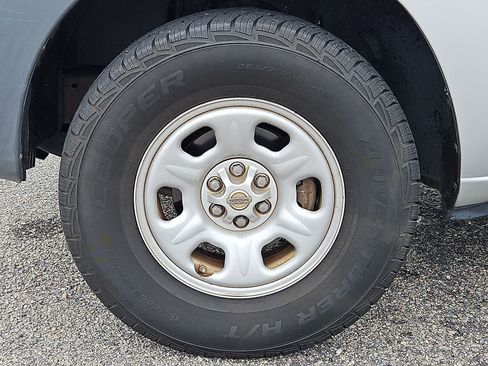 Used 2013 Nissan Xterra X RWD image 35