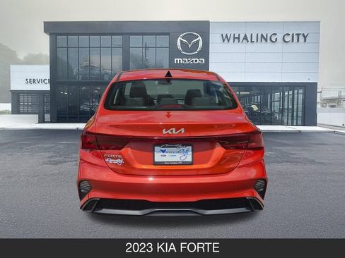 Used 2023 Kia Forte LXS FWD image 7