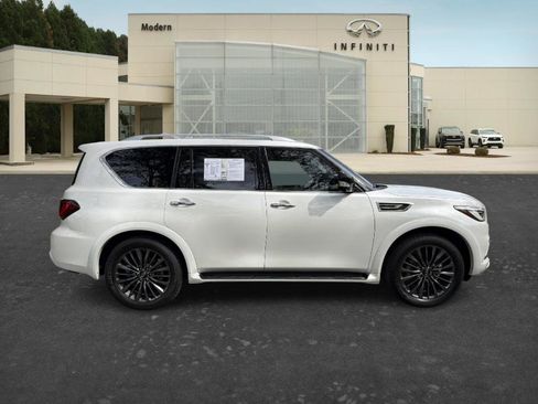 Certified 2024 INFINITI QX80 Sensory image 4