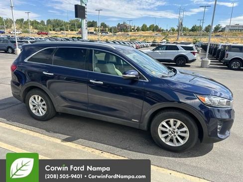 Used 2020 Kia Sorento LX w/ LX I4 Convenience Package AWD/4WD image 4