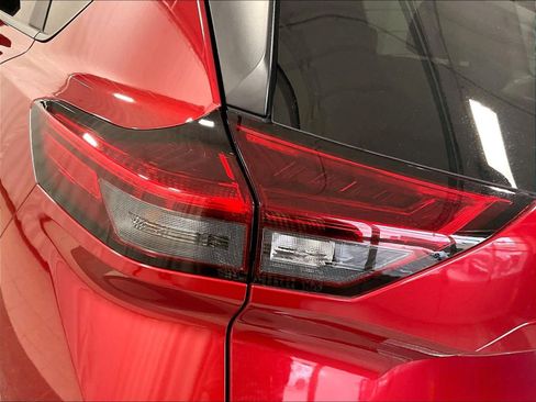 Used 2024 Nissan Rogue SV w/ SV Premium Package image 34