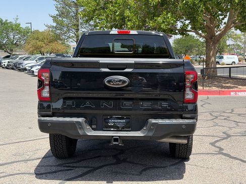 Used 2025 Ford Ranger Lariat w/ Black Appearance Package AWD/4WD image 7