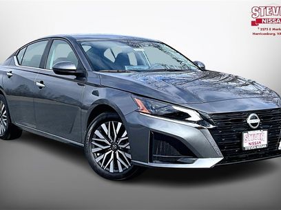 New 2025 Nissan Altima 2.5 SV w/ SV Premium Package