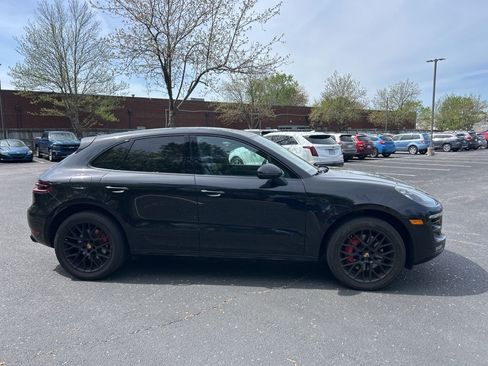 Used 2017 Porsche Macan GTS image 2