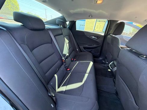 Used 2016 Chevrolet Malibu LT FWD image 25