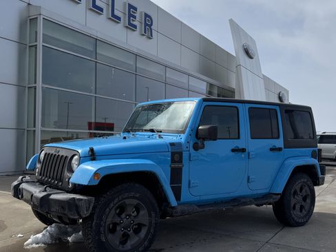 Used 2017 Jeep Wrangler Unlimited Freedom Edition image 3