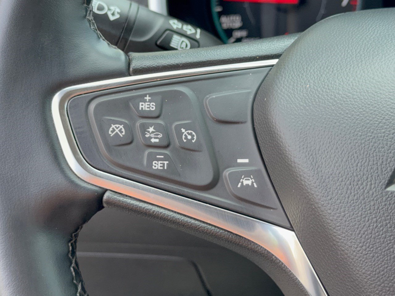 Certified 2025 Chevrolet Malibu RS FWD image 18