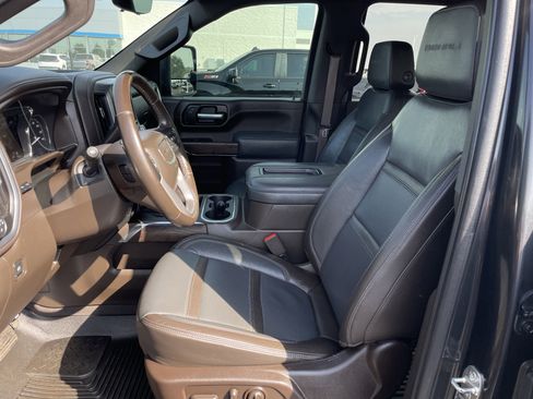 Used 2021 GMC Sierra 2500 Denali w/ Denali Ultimate Package image 17