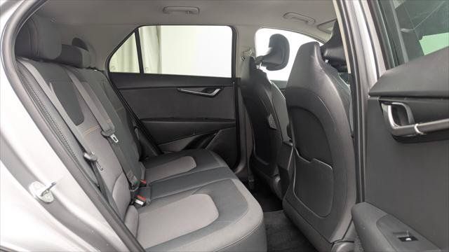 Used 2024 Kia Niro LX FWD image 19