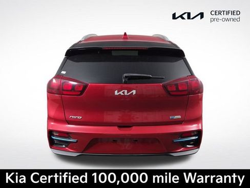 Certified 2022 Kia Niro EX FWD image 7