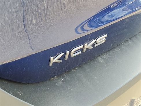 New 2026 Nissan Kicks SV image 7