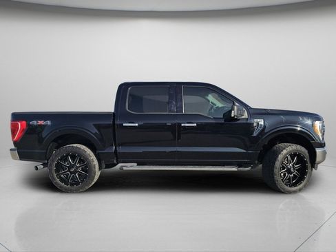 Certified 2021 Ford F150 XLT w/ Equipment Group 302A High image 25