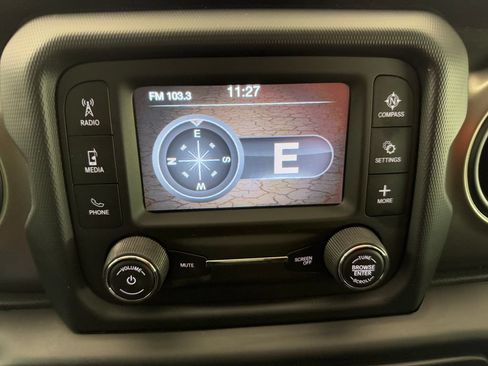 Used 2019 Jeep Wrangler Unlimited Sport S AWD/4WD image 29