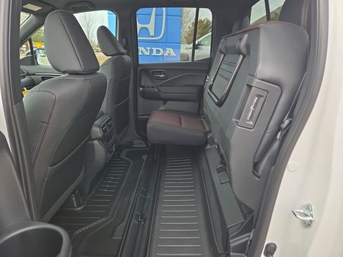 New 2026 Honda Ridgeline Black Edition image 38