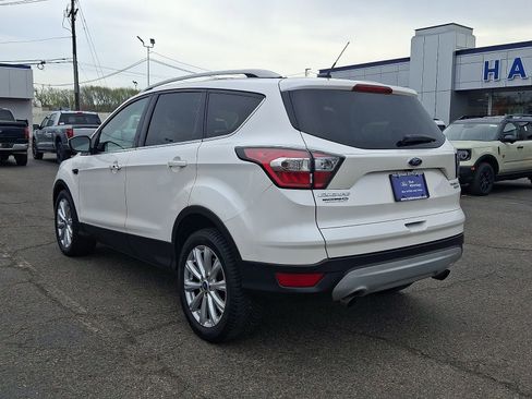 Used 2017 Ford Escape Titanium w/ Equipment Group 301A FWD image 5