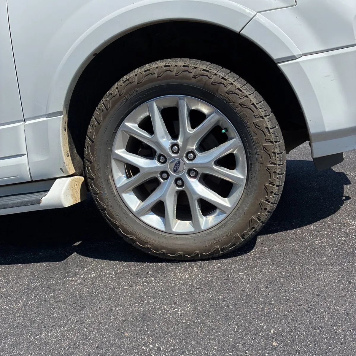 Used 2016 Ford Expedition Limited AWD/4WD image 20