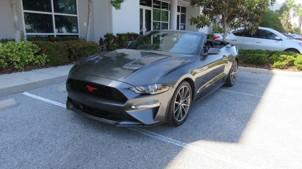 Used 2019 Ford Mustang Premium w/ Equipment Group 201A RWD image 1