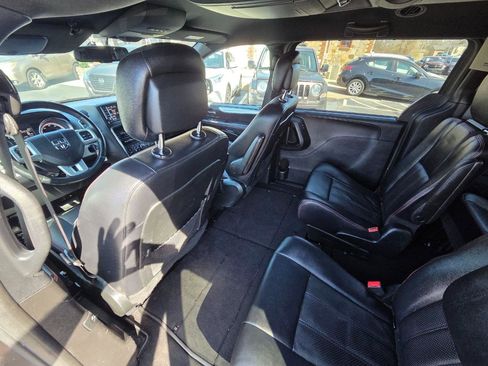 Used 2018 Dodge Grand Caravan GT image 15