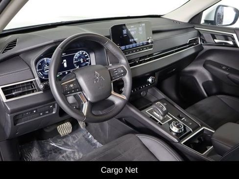 Used 2024 Mitsubishi Outlander SE AWD/4WD image 24