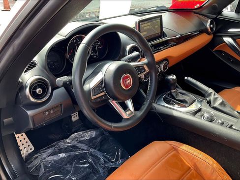 Used 2017 FIAT 124 Spider Lusso image 15