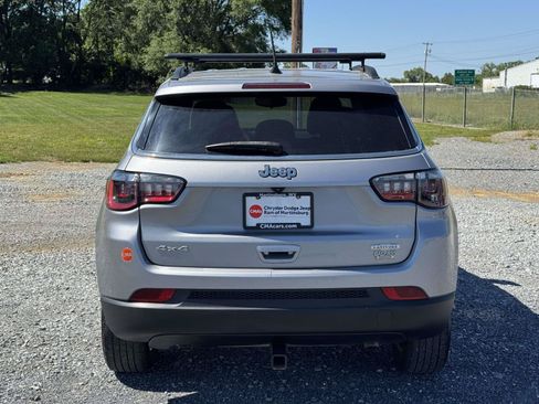 Used 2023 Jeep Compass Latitude AWD/4WD image 22
